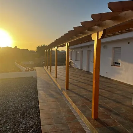 度假居 2 Bedroom Cristianos Tenerife Tamaragua *