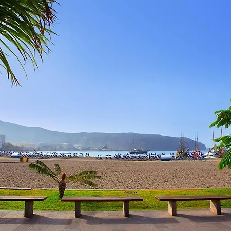 2 Bedroom Cristianos Tenerife Tamaragua Feriehus